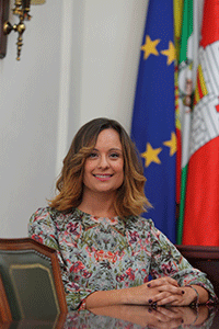 DÑA. ANA MARÍA GUIJARRO CARMONA